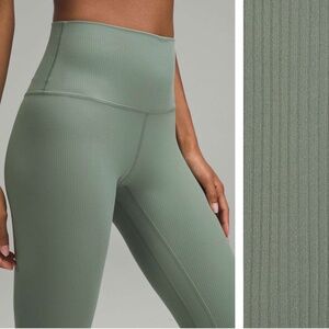 NWOT Lululemon Align High Rise Ribbed Legging, 10